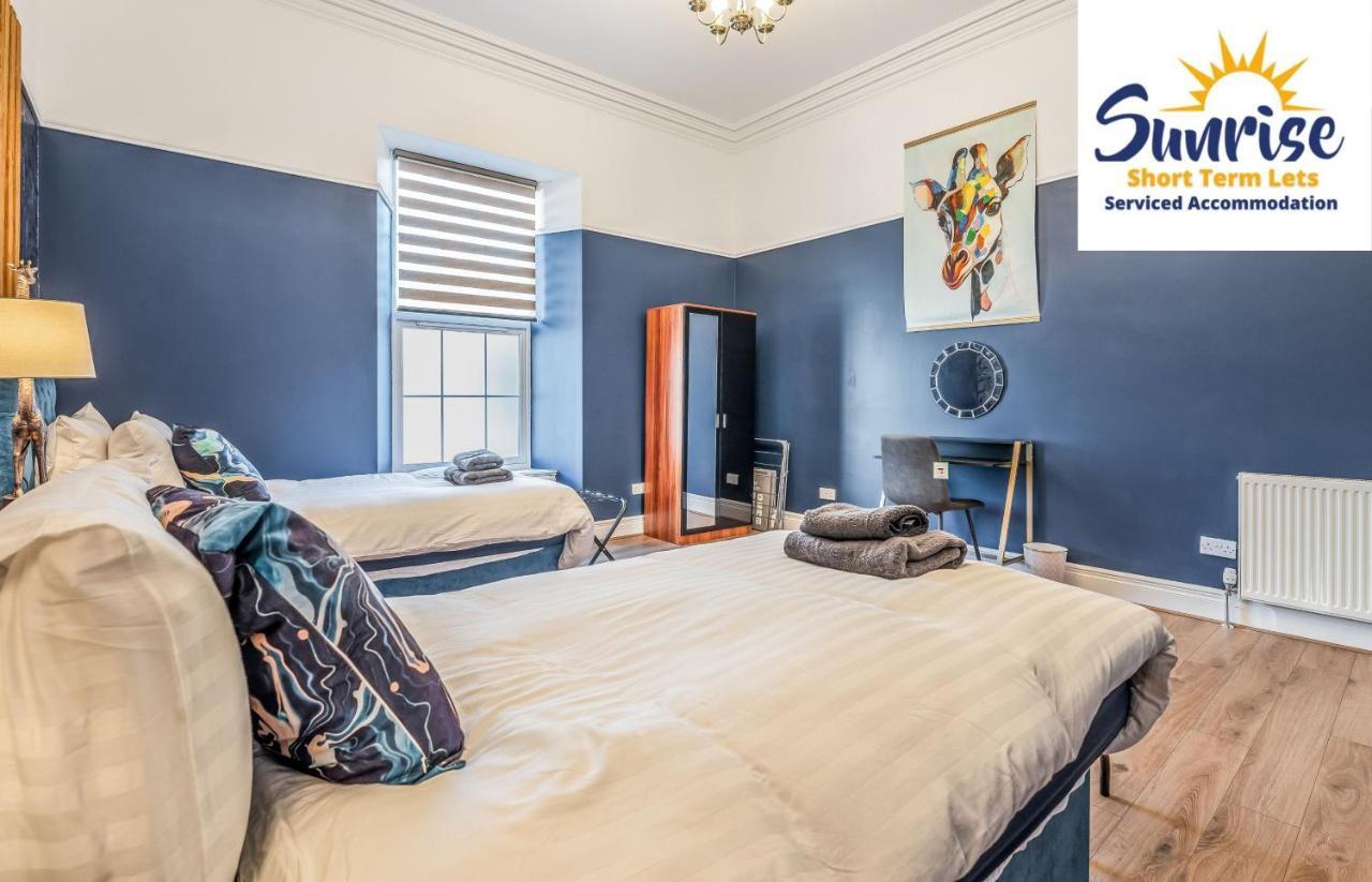 Presidential Apartment, Family Home, Luxury Bedrooms, 2 Rooms, 1 King Bed, 2 Single Beds, Free Wifi, Free Parking, Tourists, Business Travelers, Relocation, Beautiful River Views, - Long Stays, Invoice And Reduced Price Are Only Via Sunrise Short Let Dundee Exteriér fotografie