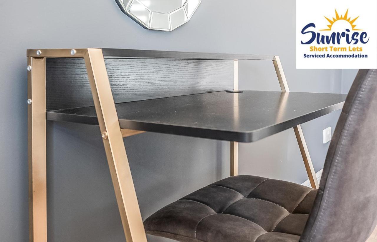 Presidential Apartment, Family Home, Luxury Bedrooms, 2 Rooms, 1 King Bed, 2 Single Beds, Free Wifi, Free Parking, Tourists, Business Travelers, Relocation, Beautiful River Views, - Long Stays, Invoice And Reduced Price Are Only Via Sunrise Short Let Dundee Exteriér fotografie