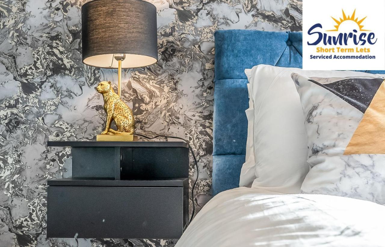 Presidential Apartment, Family Home, Luxury Bedrooms, 2 Rooms, 1 King Bed, 2 Single Beds, Free Wifi, Free Parking, Tourists, Business Travelers, Relocation, Beautiful River Views, - Long Stays, Invoice And Reduced Price Are Only Via Sunrise Short Let Dundee Exteriér fotografie