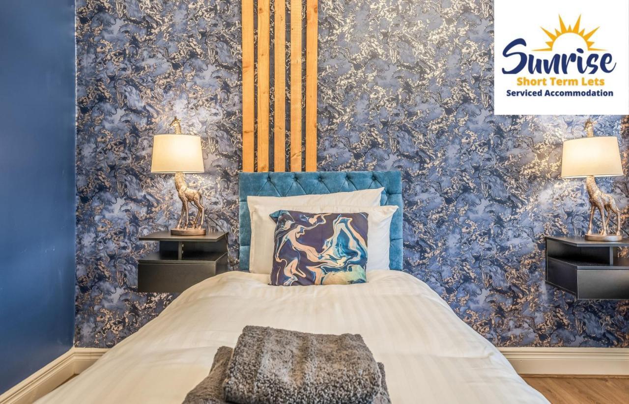Presidential Apartment, Family Home, Luxury Bedrooms, 2 Rooms, 1 King Bed, 2 Single Beds, Free Wifi, Free Parking, Tourists, Business Travelers, Relocation, Beautiful River Views, - Long Stays, Invoice And Reduced Price Are Only Via Sunrise Short Let Dundee Exteriér fotografie