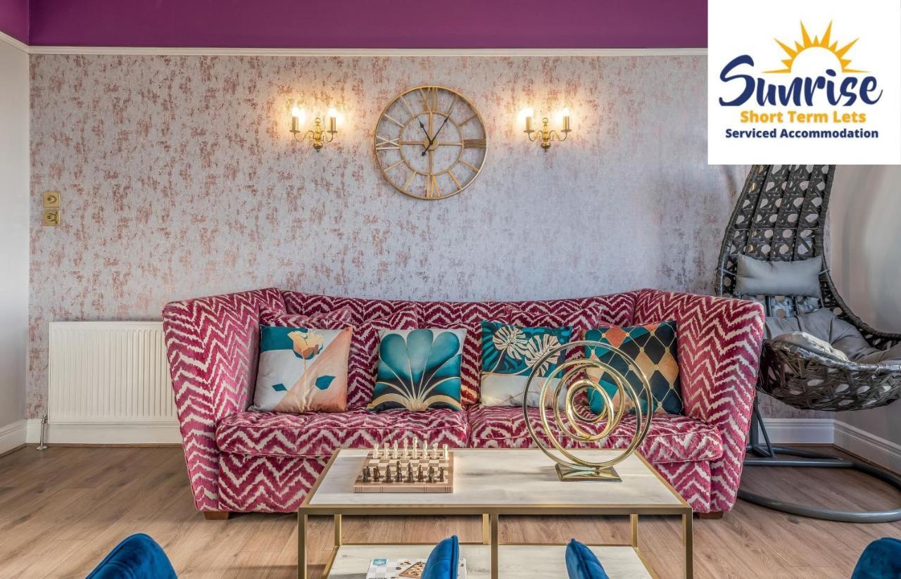 Presidential Apartment, Family Home, Luxury Bedrooms, 2 Rooms, 1 King Bed, 2 Single Beds, Free Wifi, Free Parking, Tourists, Business Travelers, Relocation, Beautiful River Views, - Long Stays, Invoice And Reduced Price Are Only Via Sunrise Short Let Dundee Exteriér fotografie