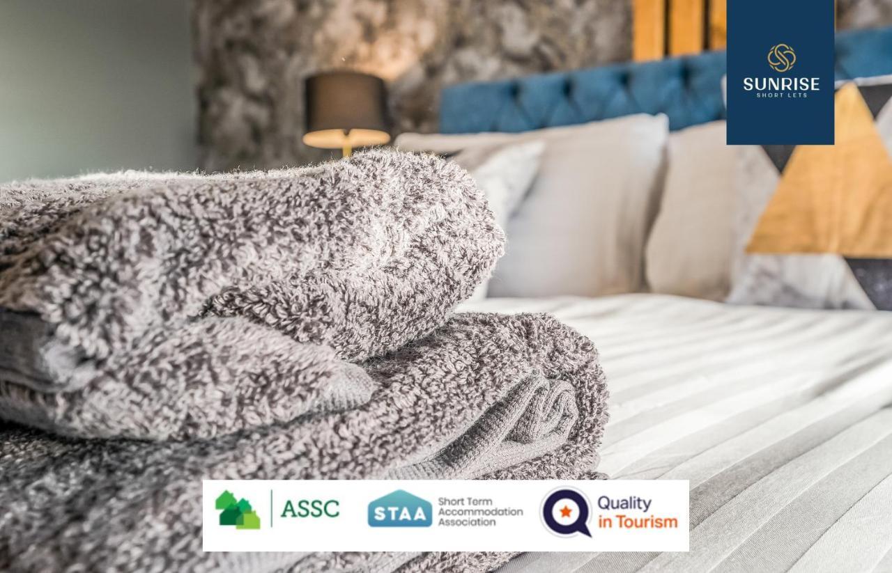 Presidential Apartment, Family Home, Luxury Bedrooms, 2 Rooms, 1 King Bed, 2 Single Beds, Free Wifi, Free Parking, Tourists, Business Travelers, Relocation, Beautiful River Views, - Long Stays, Invoice And Reduced Price Are Only Via Sunrise Short Let Dundee Exteriér fotografie