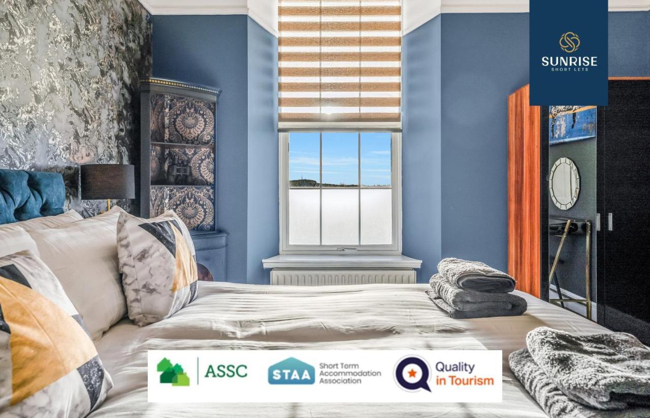 Presidential Apartment, Family Home, Luxury Bedrooms, 2 Rooms, 1 King Bed, 2 Single Beds, Free Wifi, Free Parking, Tourists, Business Travelers, Relocation, Beautiful River Views, - Long Stays, Invoice And Reduced Price Are Only Via Sunrise Short Let Dundee Exteriér fotografie
